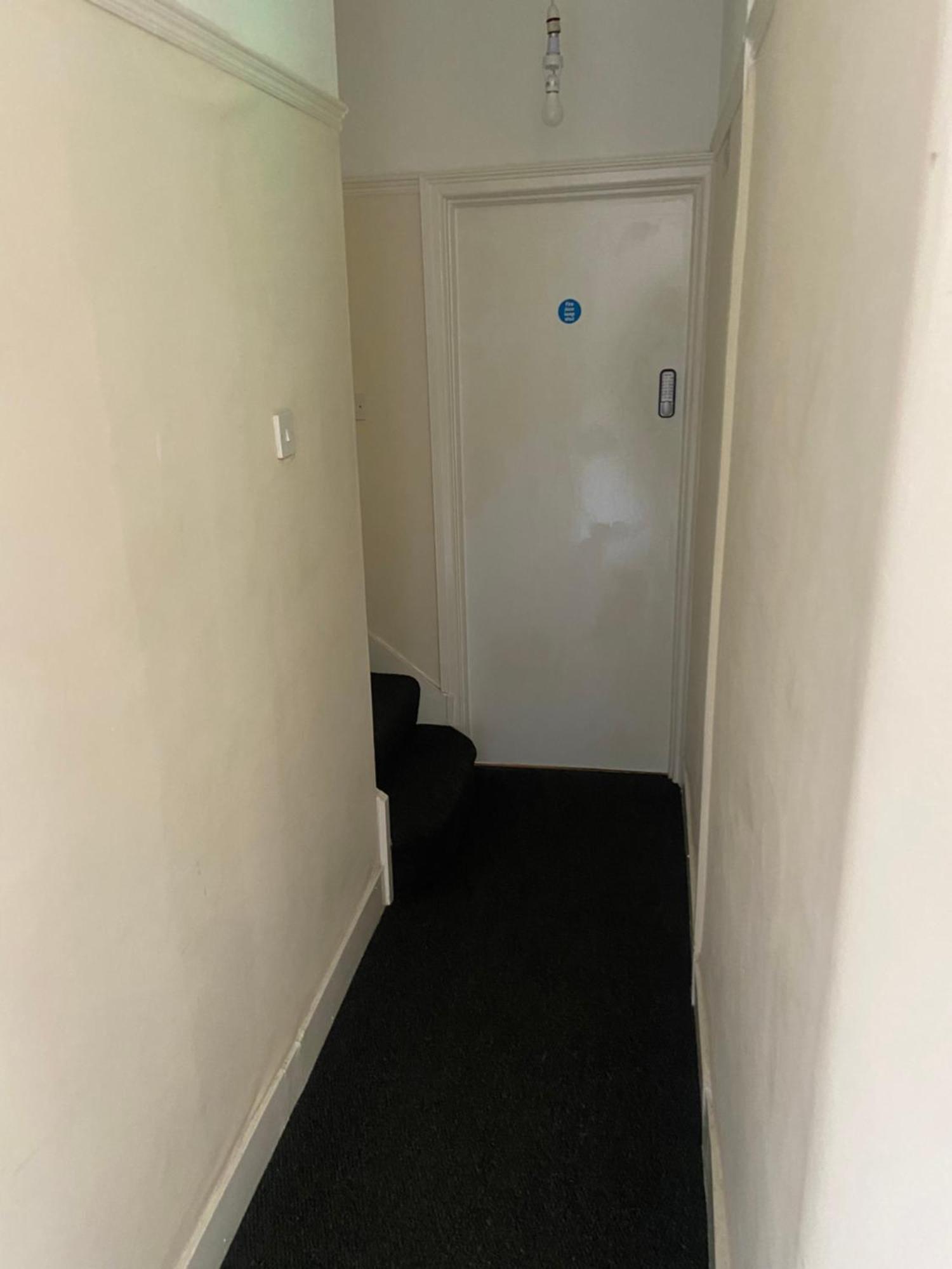 London Rental Carshalton Екстериор снимка
