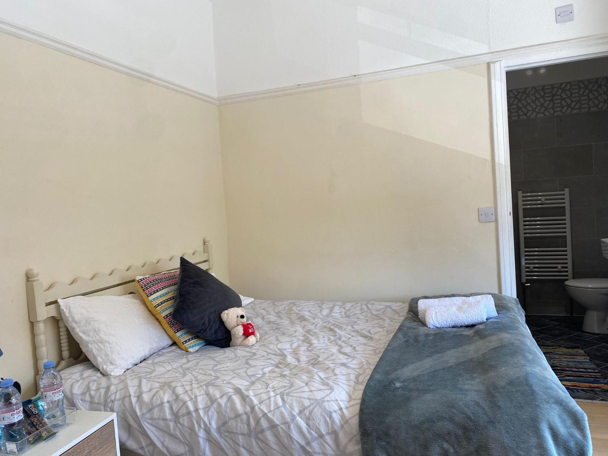 London Rental Carshalton Екстериор снимка