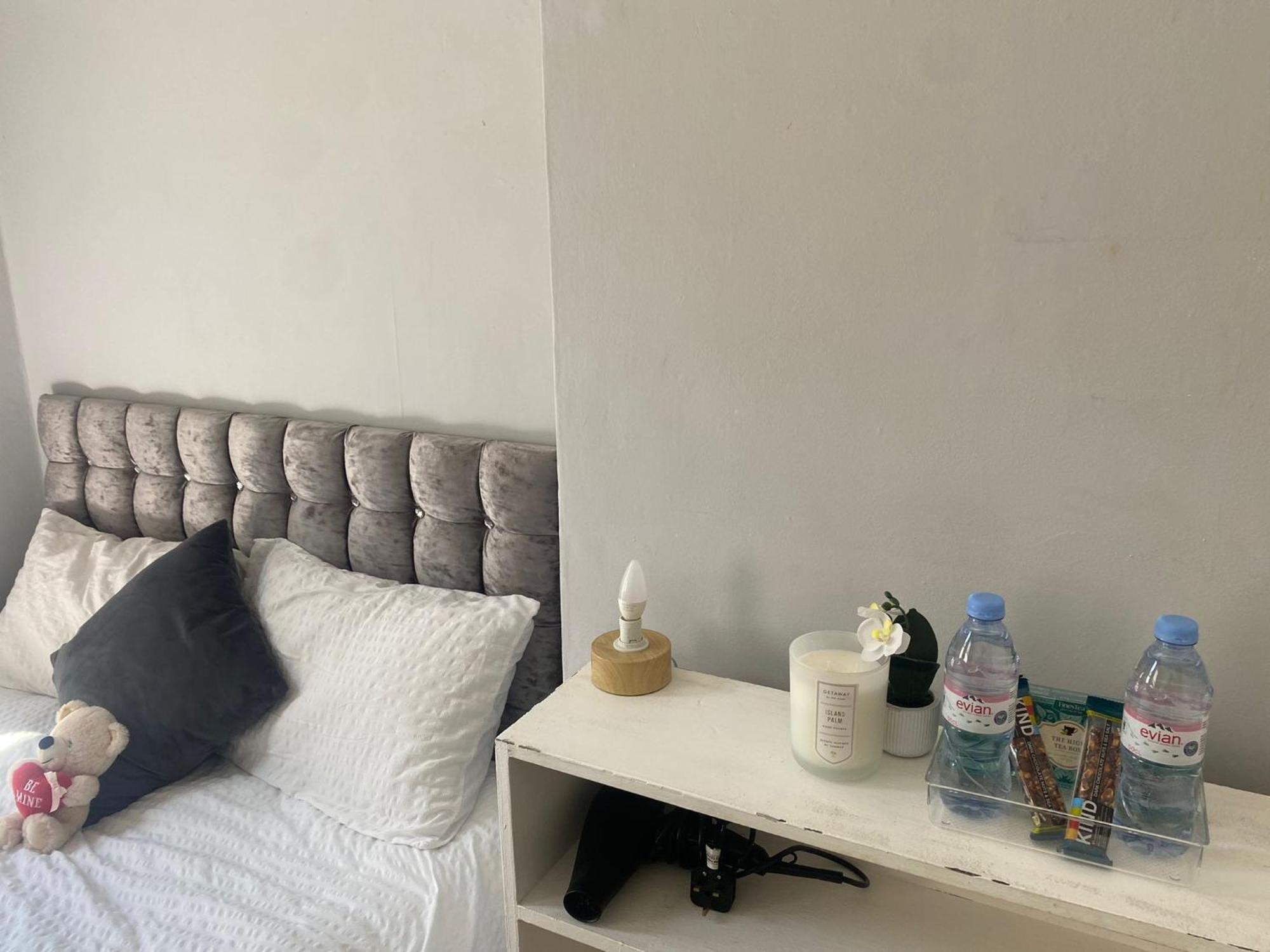 London Rental Carshalton Екстериор снимка