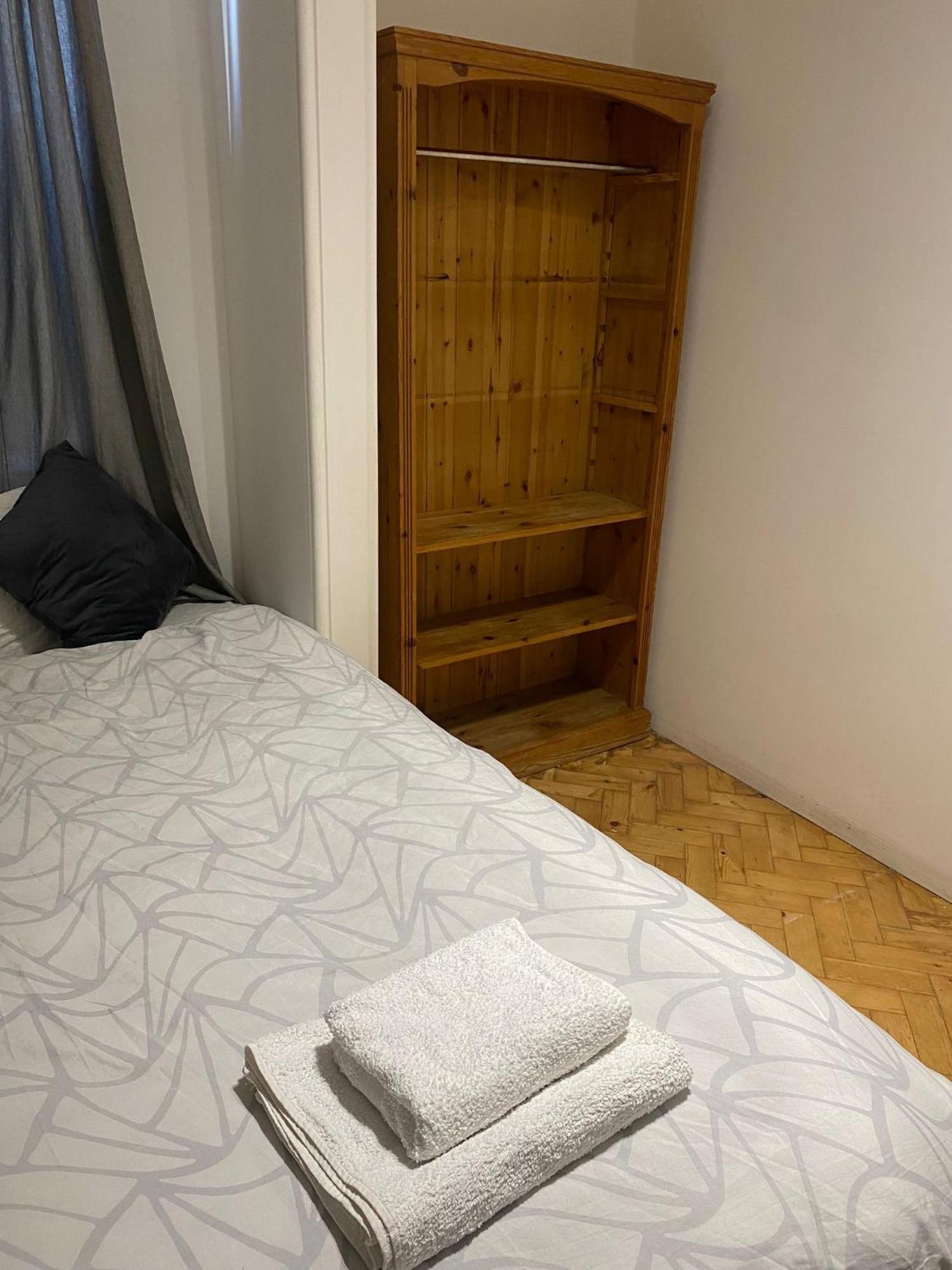 London Rental Carshalton Екстериор снимка
