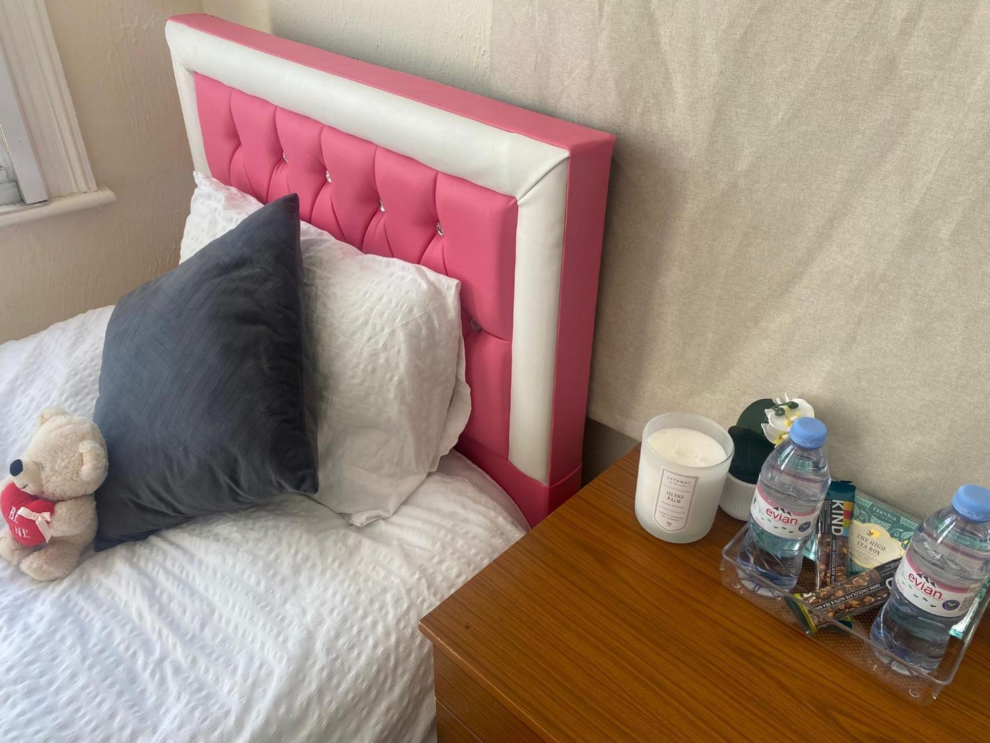 London Rental Carshalton Екстериор снимка