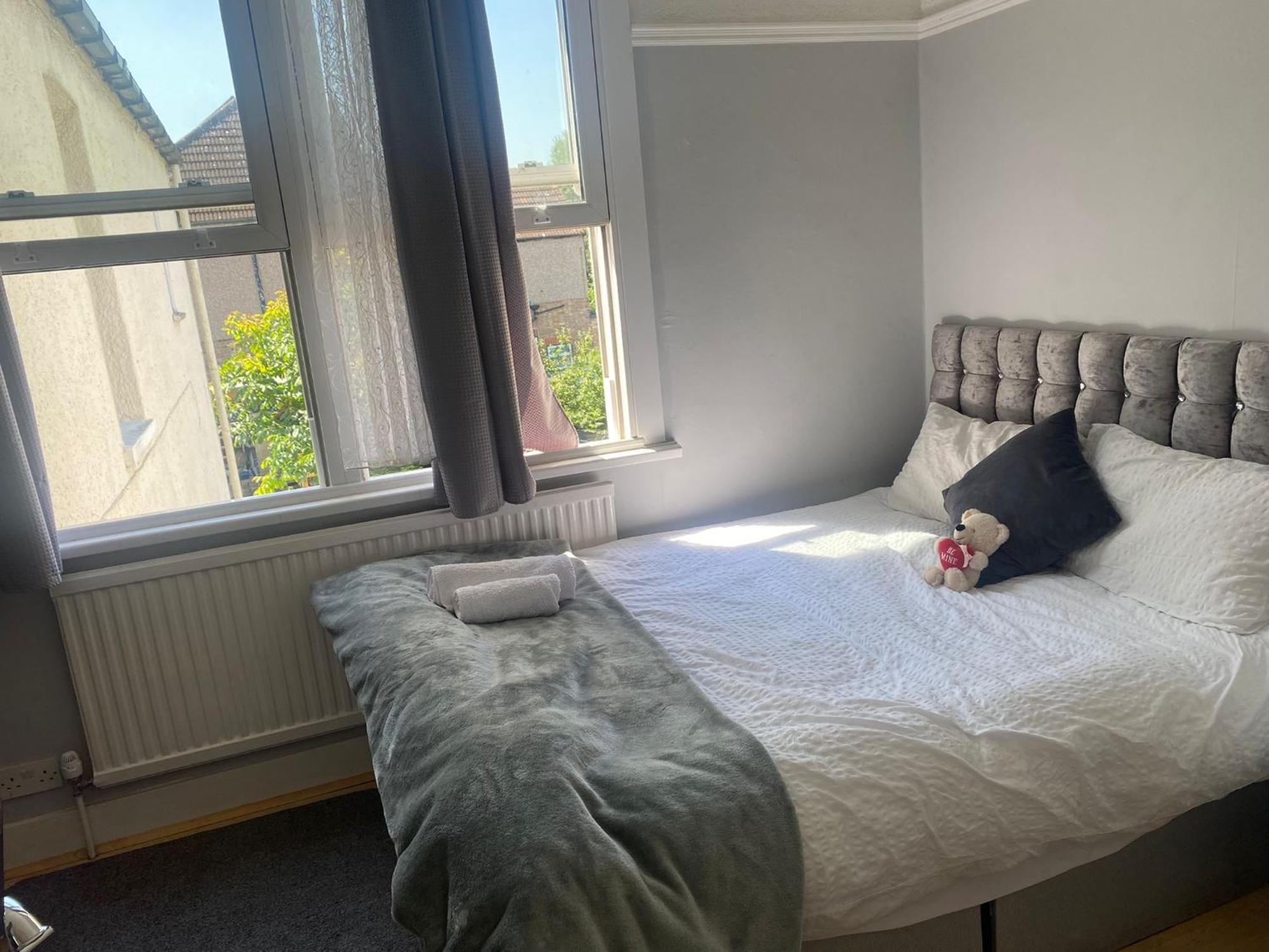 London Rental Carshalton Екстериор снимка