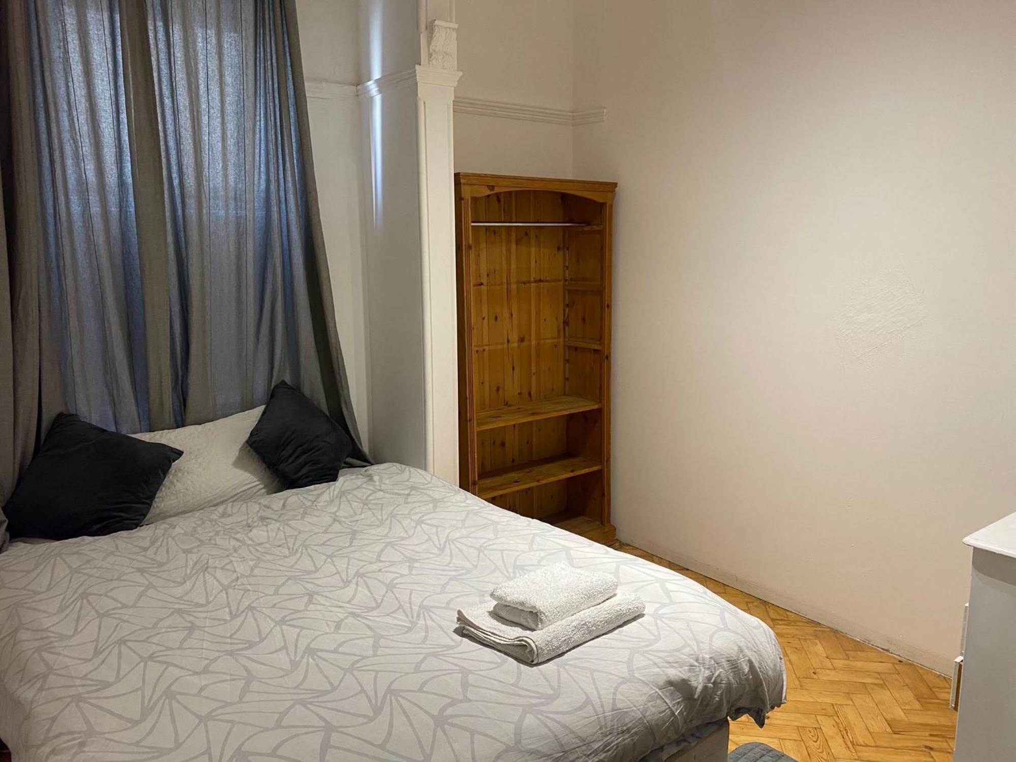 London Rental Carshalton Екстериор снимка