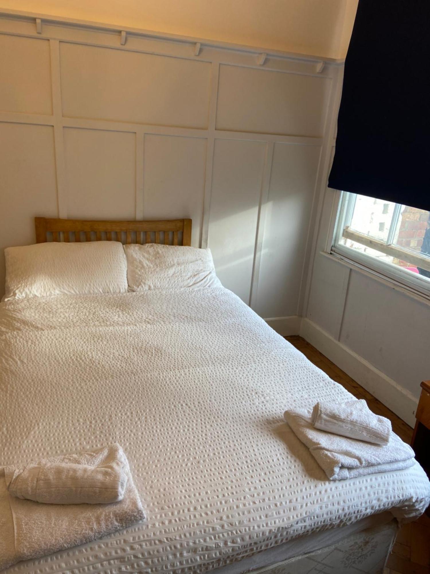 London Rental Carshalton Екстериор снимка